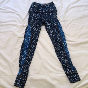 Beyond Yoga high waisted splatter dot leggings